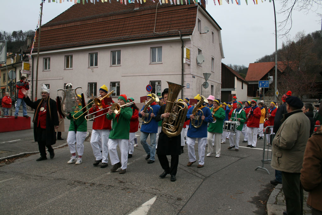 Narrebaum stellen